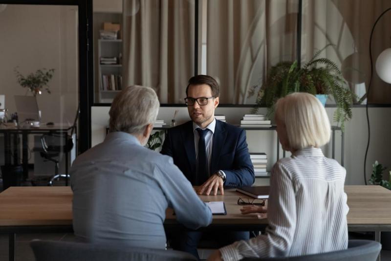 C&eacute;der ou reprendre une entreprise, quel accompagnement juridique et fiscal pr&eacute;voir ?